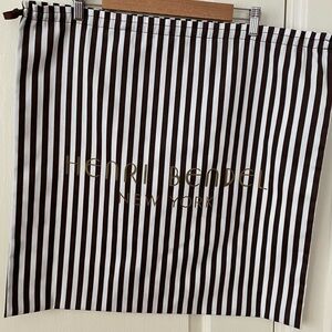 Medium Henri Bendel dust bag